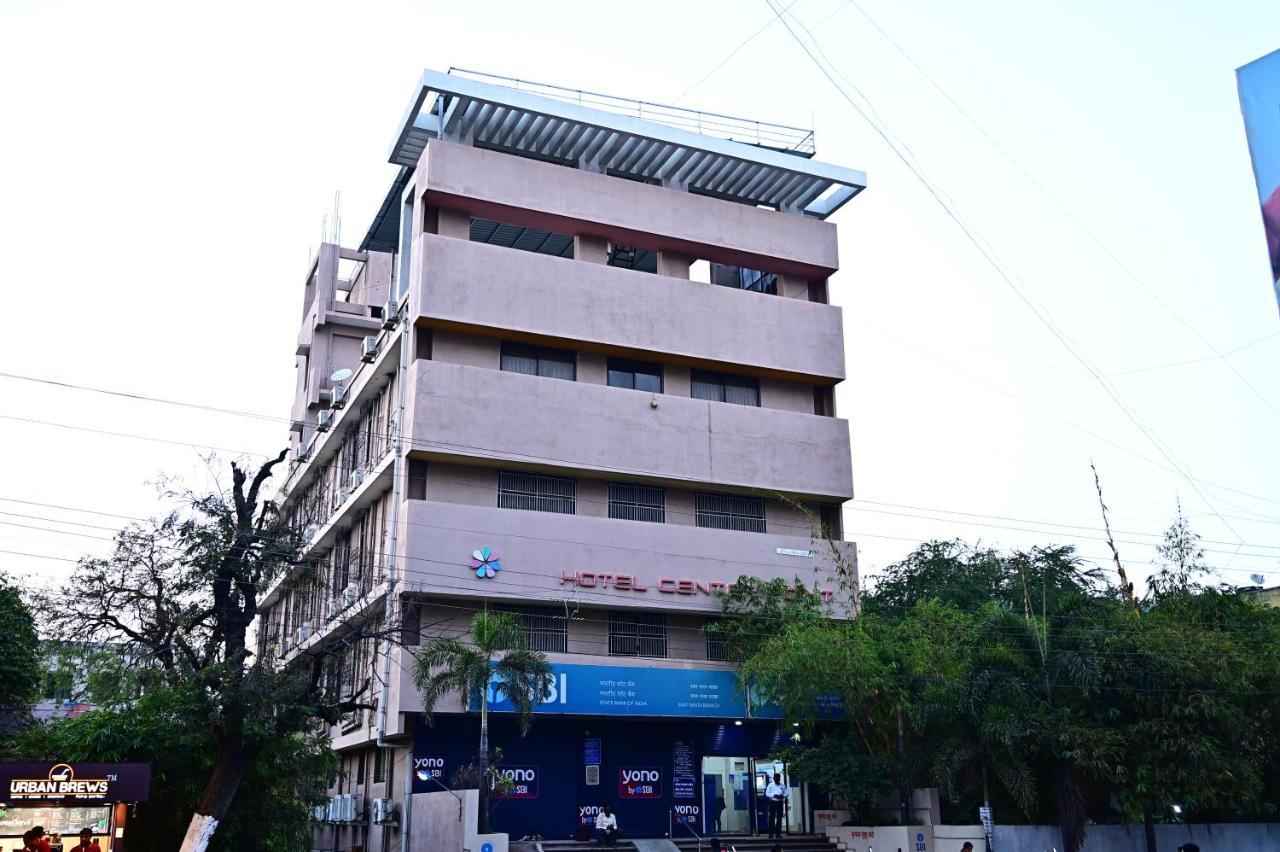 Hotel Center Point Solapur Luaran gambar