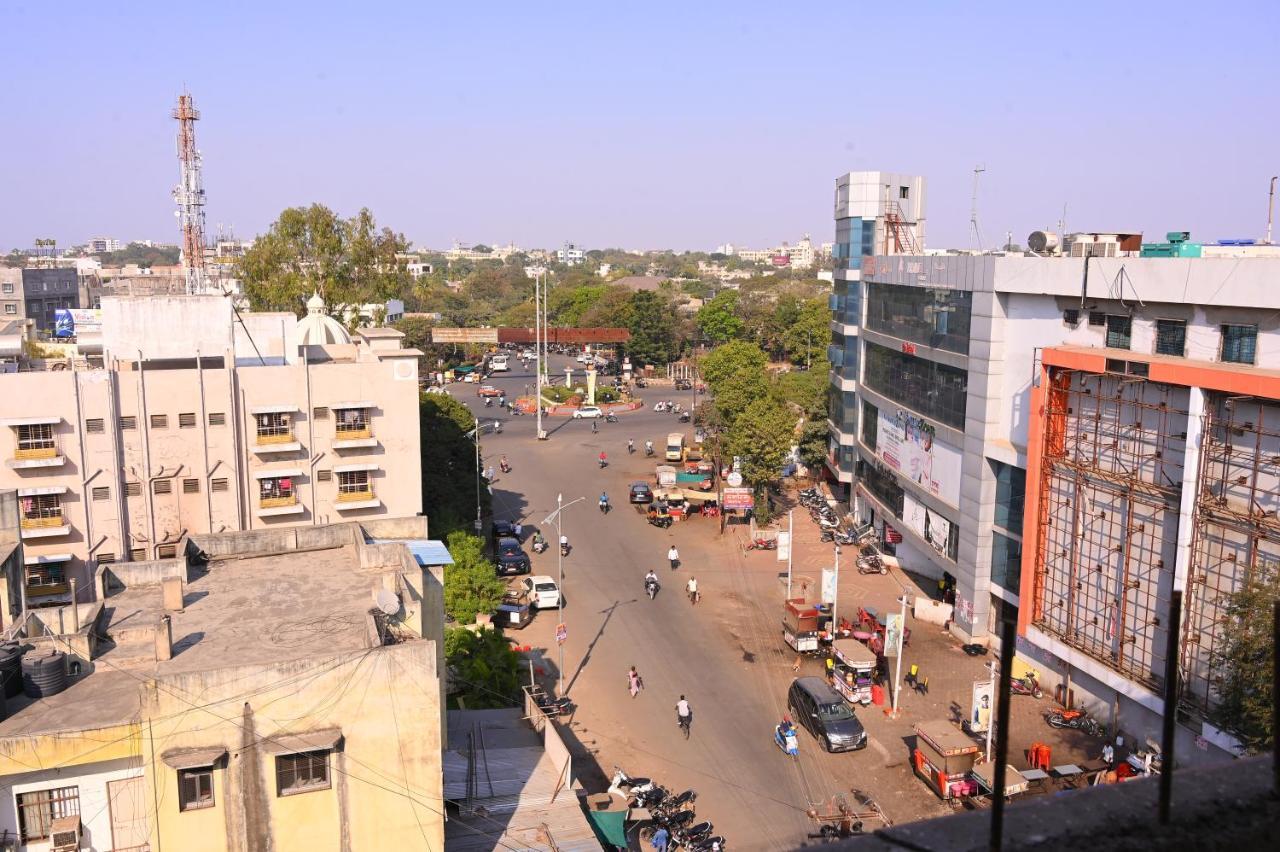 Hotel Center Point Solapur Luaran gambar